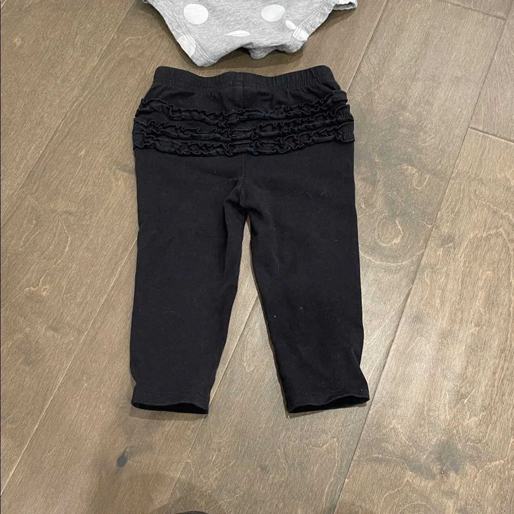 Carter's/Jumping beans 9M Matching set